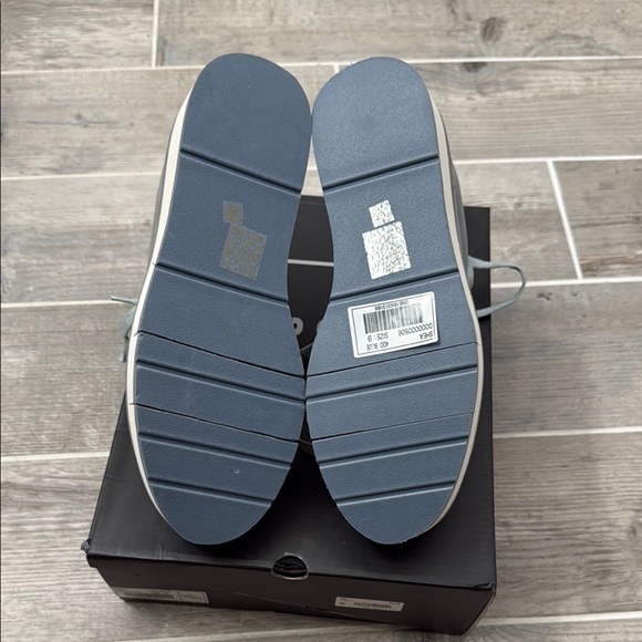 Chic Gray Leather Sneakers with Platform Shu Shop - Picture 6 of 9